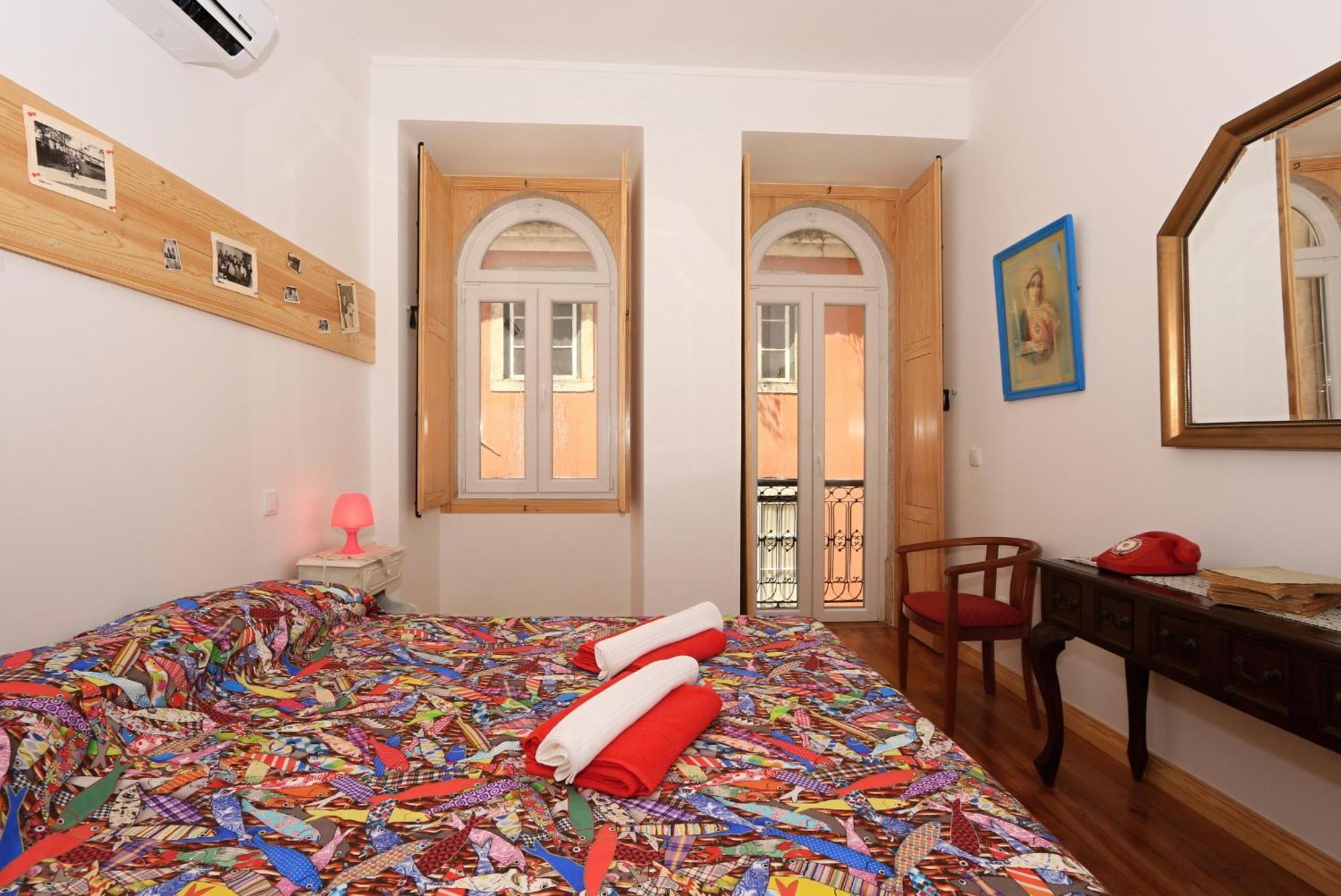 Sao Jorge Apartments & Suites Лиссабон Номер фото