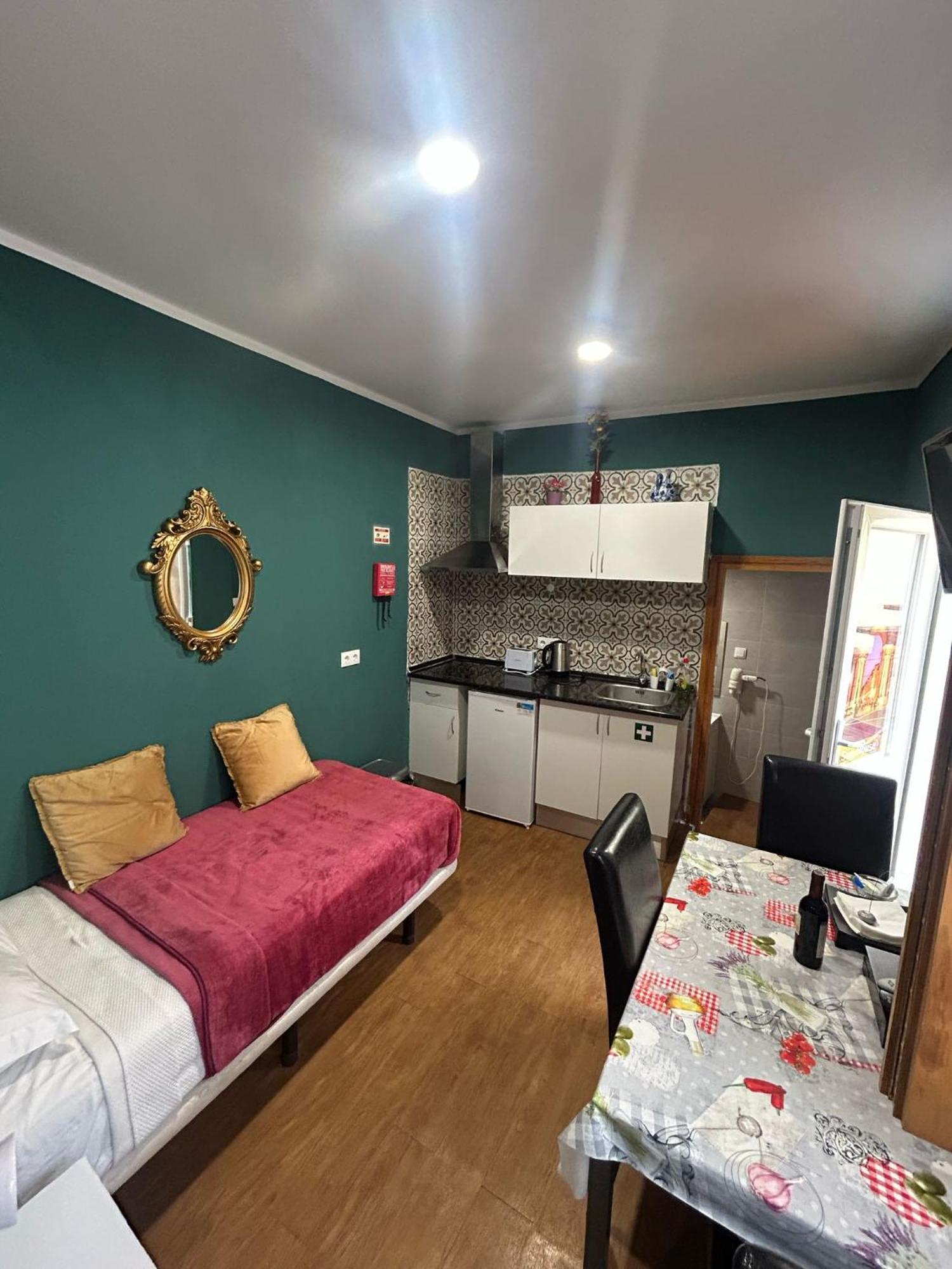 Sao Jorge Apartments & Suites Лиссабон Экстерьер фото